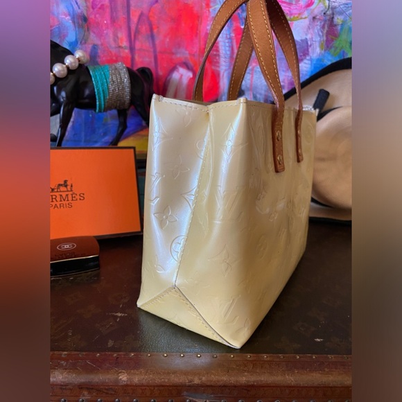 Rare Vintage LOUIS VUITTON Yellow Vernis patent Leather Reade Handbag Purse Bag - Picture 5 of 11